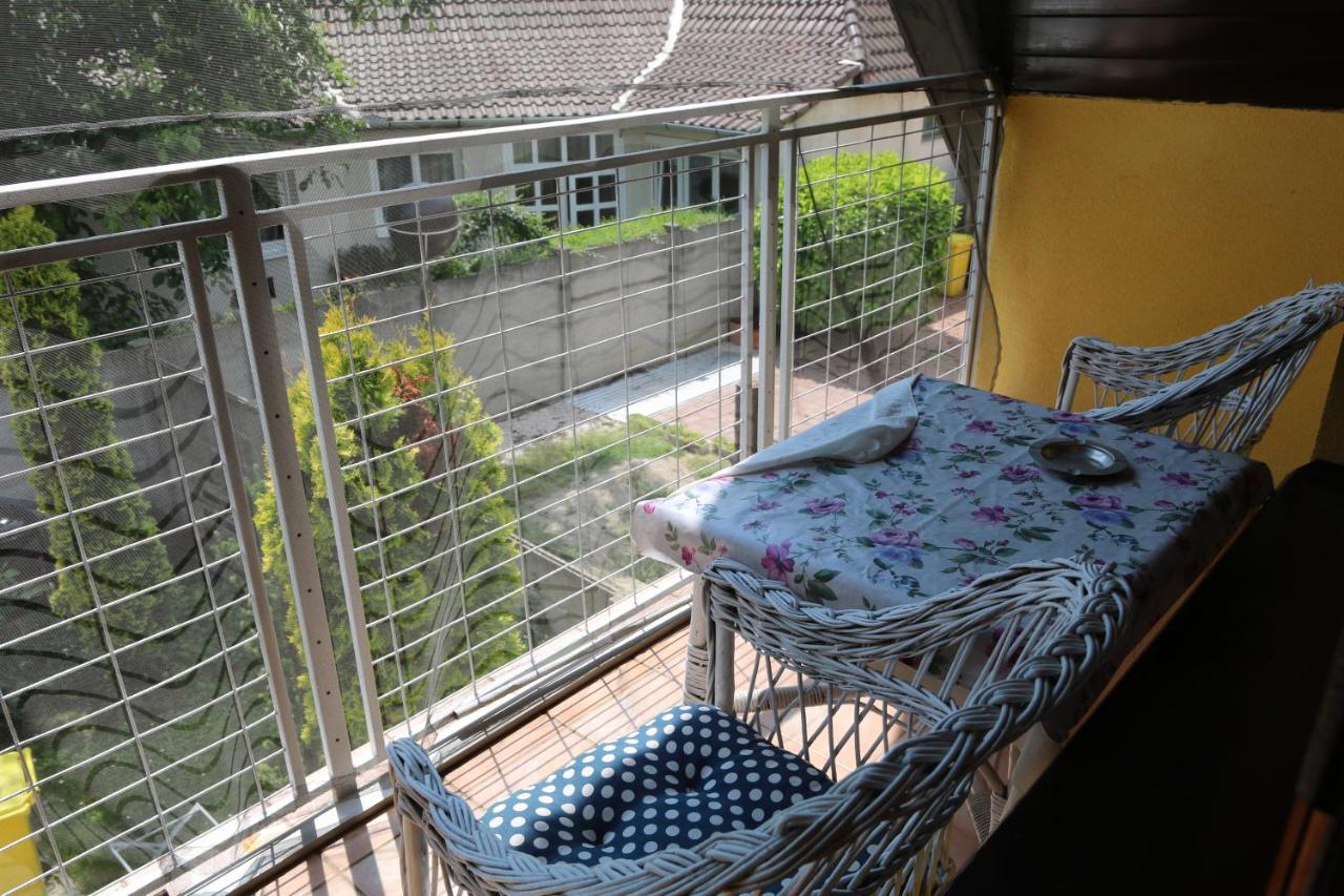 Orosz Apartmanhaz Gyula Exterior foto